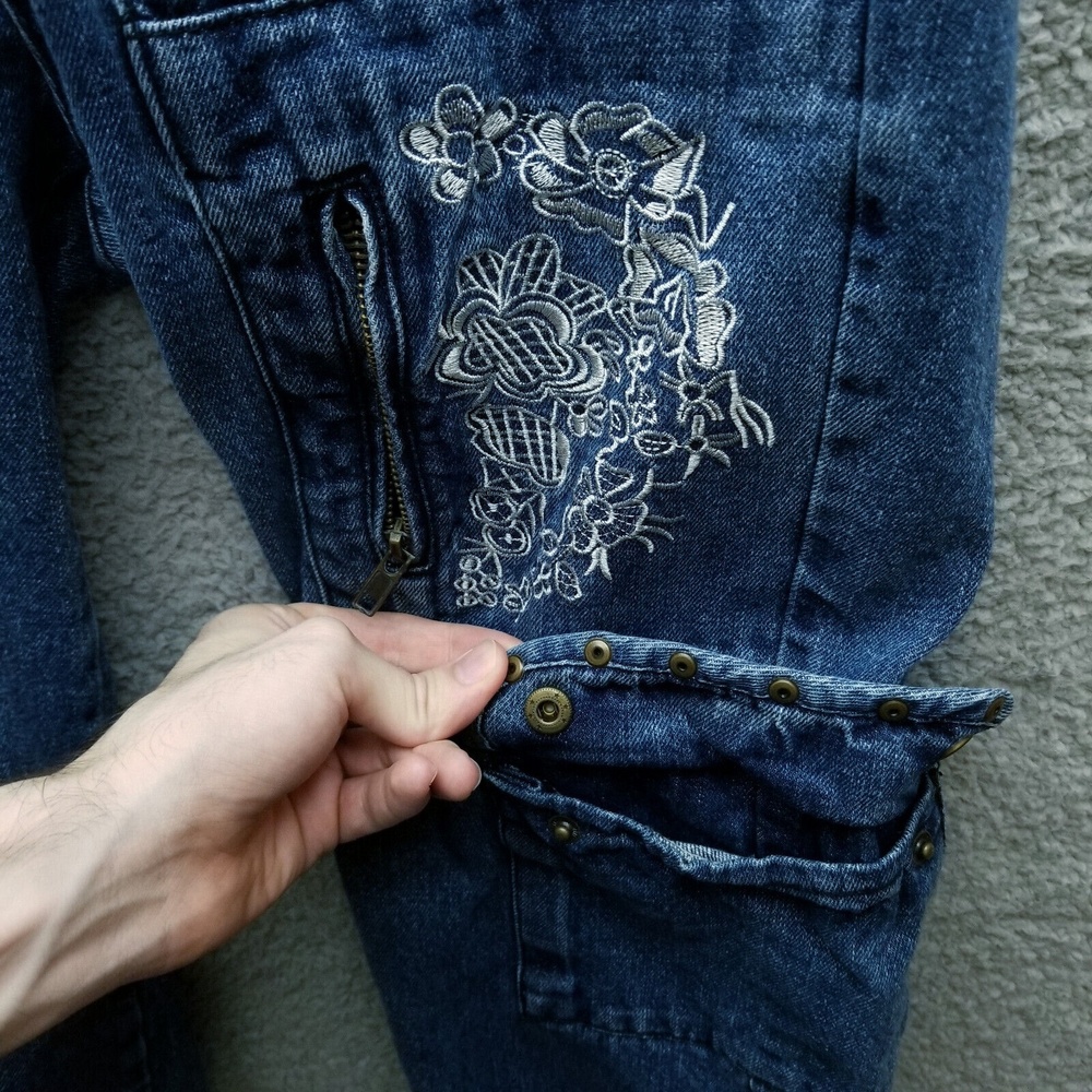 Venus Women's 2 Floral Blue Cropped Jeans Pockets 100% Cotton 30" 23" 8.5" - Picture 7 of 12